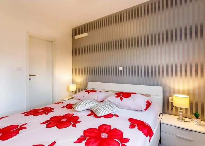 Luxury Apartments Budimir